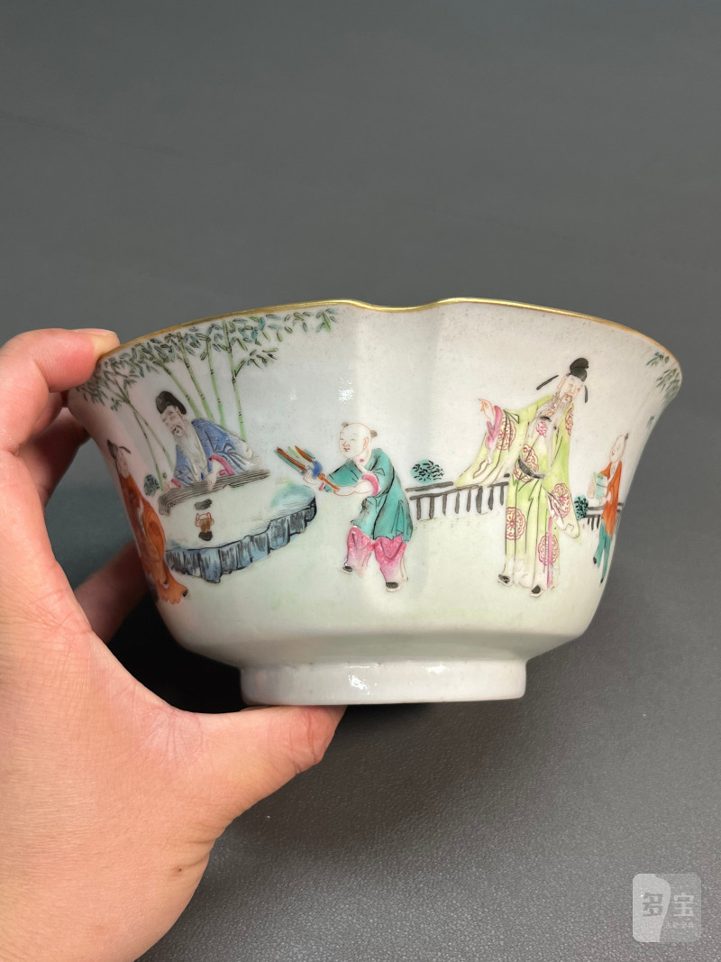 清道光  粉彩人物倭角碗 - 图7
